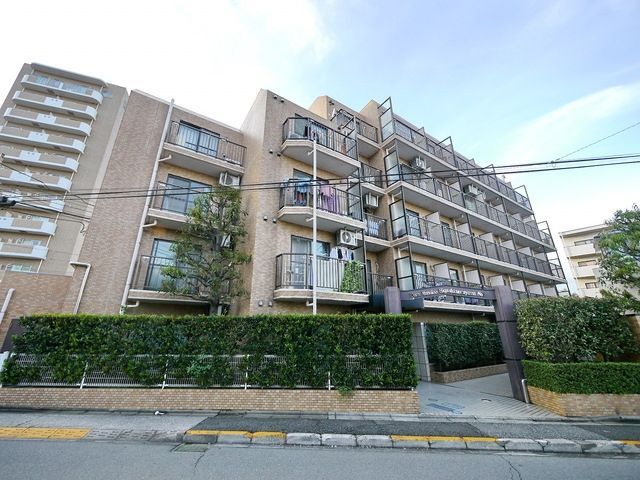 東村山市本町のマンションの建物外観