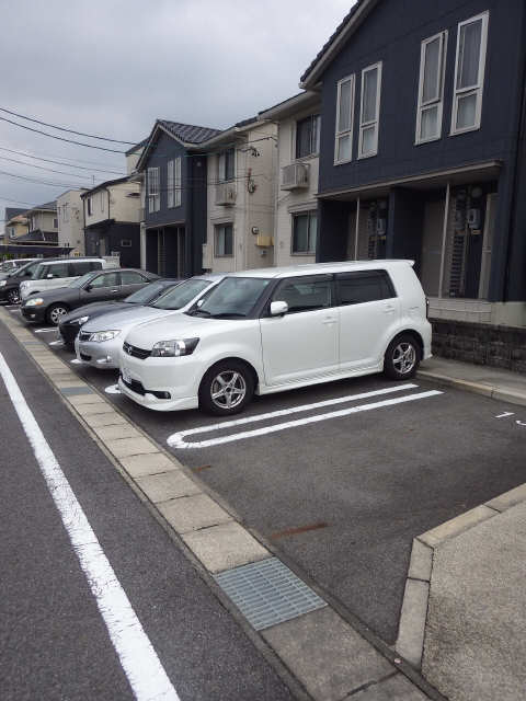 【プランドールＮ浄水Ａ棟の駐車場】