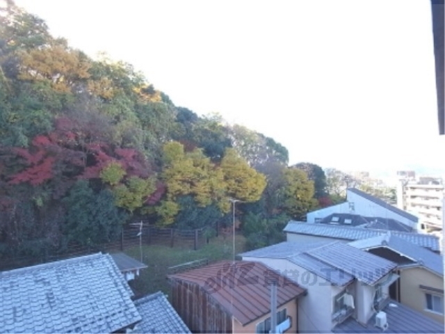 【京都市左京区浄土寺西田町のマンションの眺望】