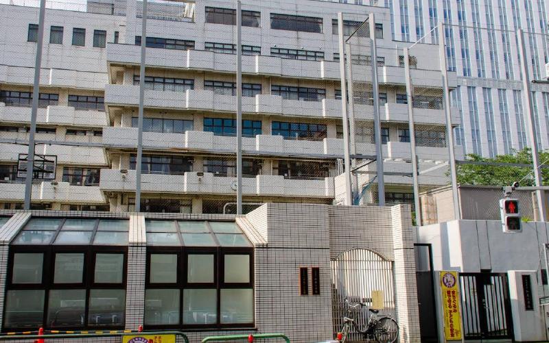 小学校　千代田区立和泉小学校（小学校）まで350m