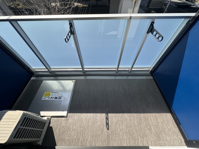 バルコニー　外からの目が気にならないバルコニーで洗濯物が干せます