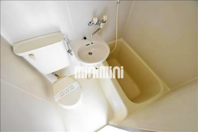 バス・シャワールーム　お掃除が楽な３点ユニットバス