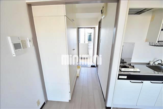 その他設備　居室から見た玄関