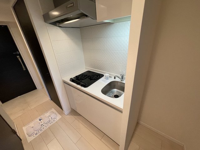 キッチン　コンパクトなキッチンで掃除もラクラク