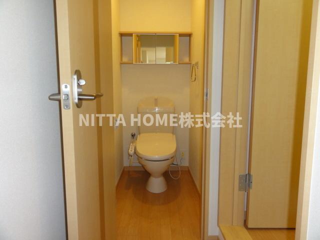 トイレ　シャワー付きのトイレです◇