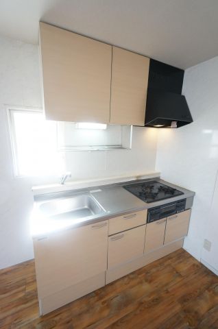 キッチン　※同物件・同タイプの写真です。