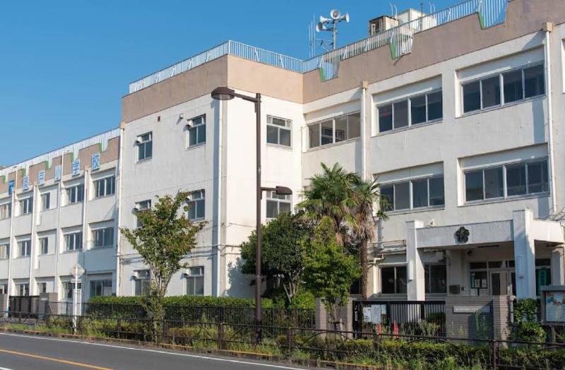 小学校　飾区立奥戸小学校（小学校）まで600m