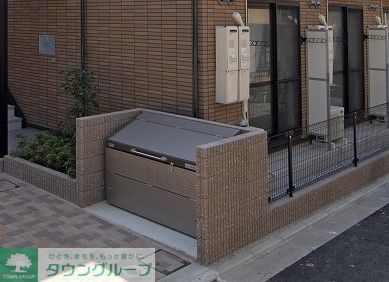 エントランス　バス