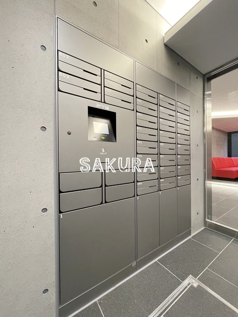 その他共有部分　外出の多い方でも安心の宅配ボックス付き♪