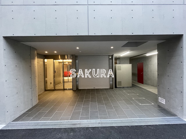 エントランス　お洒落な建物デザイン♪