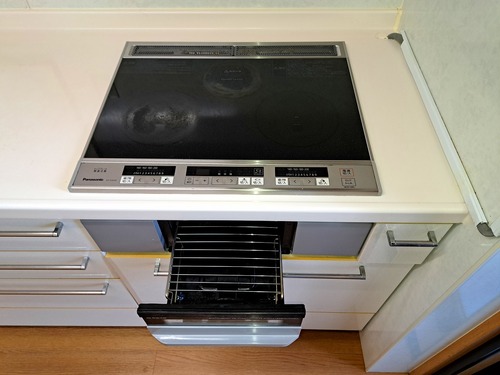 その他設備　ＩＨクッキングヒーター（３口）