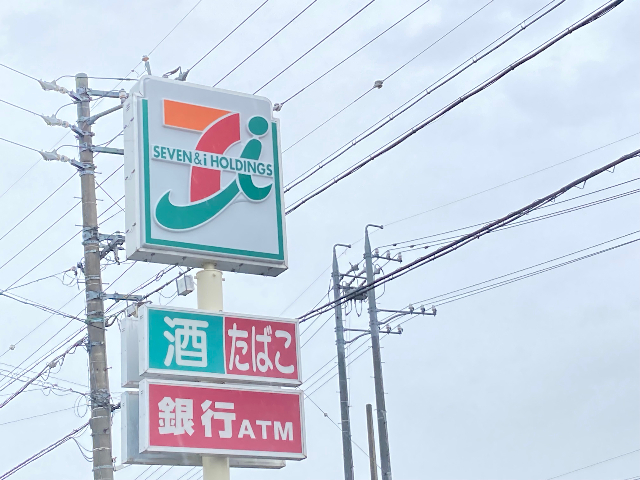 コンビニ　セブンイレブン（コンビニ）まで70m