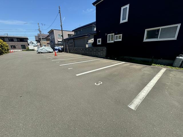 駐車場　駐車場