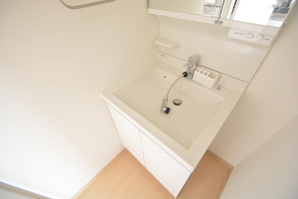 洗面設備　洗髪洗面化粧台