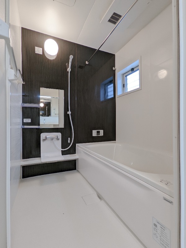 バス・シャワールーム　図面と現状に相違がある場合には現状を優先