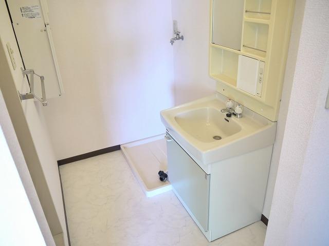 洗面設備　広い洗面スペース