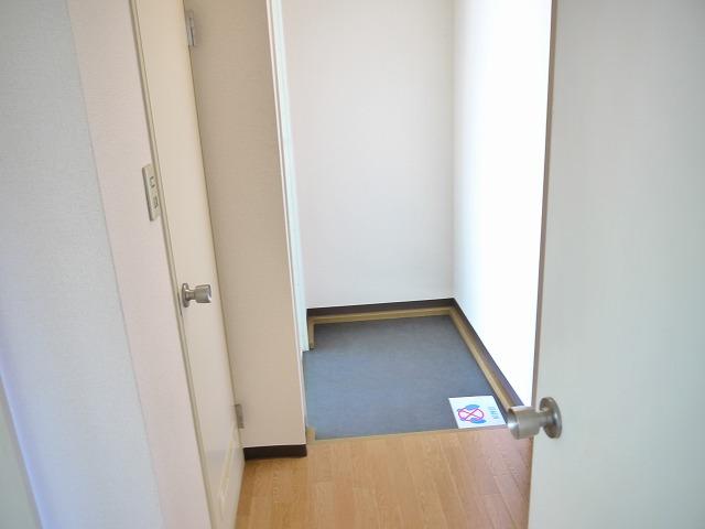 玄関　収納もある玄関です