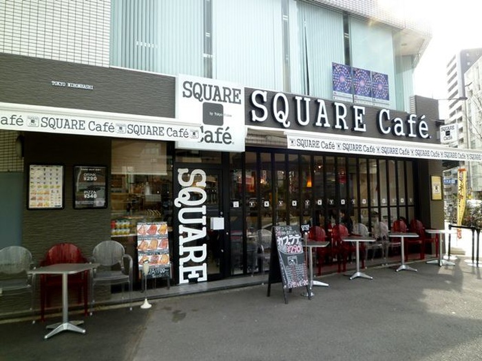 飲食店　スクエアカフェ（飲食店）まで397m