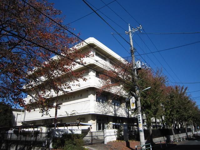 中学校　羽村市立羽村第三中学校（中学校）まで700m