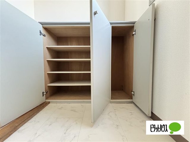 その他　下駄箱