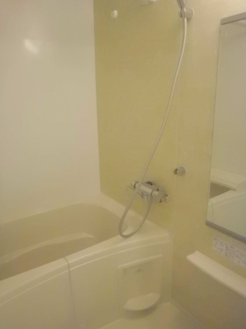 バス・シャワールーム　便利な追焚・暖房乾燥機能付バスルーム