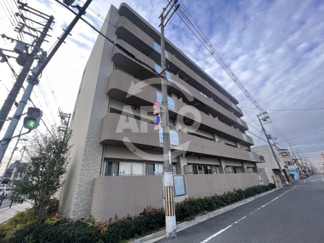 建物外観　ラ　ヴィータ平野　外観