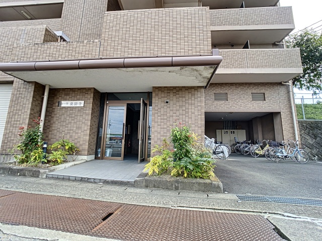 カーサ薬師寺の外観写真
