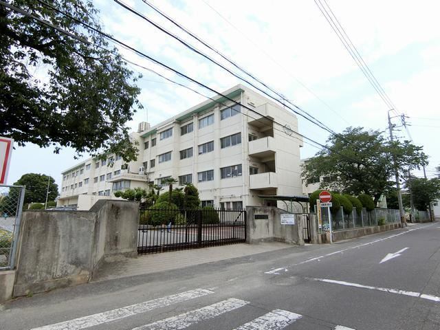 小学校　春日井市立柏原小学校（小学校）まで864m