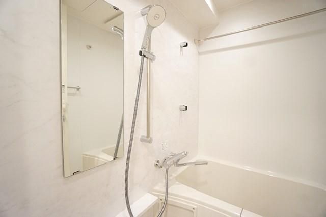 バス・シャワールーム　別部屋参考写真