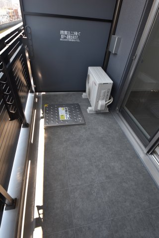 バルコニー　ジアコスモ京橋アクア　バルコニー