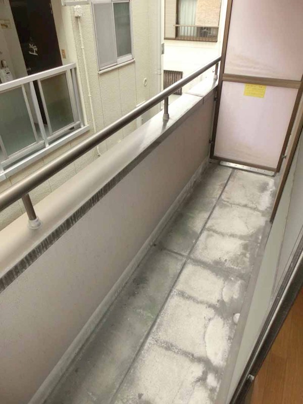 バルコニー　※別室の写真です。ご参照ください。