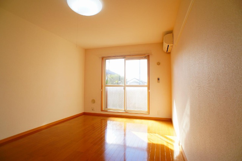 居室・リビング　図面と現状に相違がある場合には現状を優先