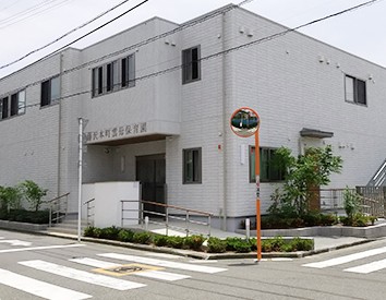 幼稚園・保育園　藤沢本町雲母保育園（幼稚園・保育園）まで220m