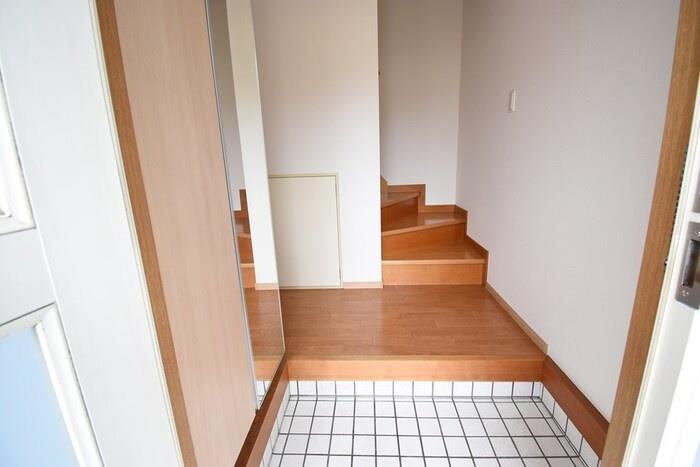 玄関　吉野家屋島店
