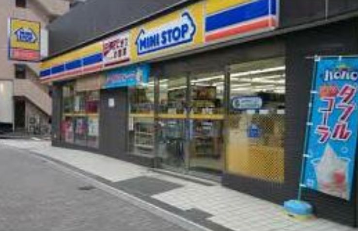 コンビニ　ミニストップ広尾１丁目店（コンビニ）まで65m