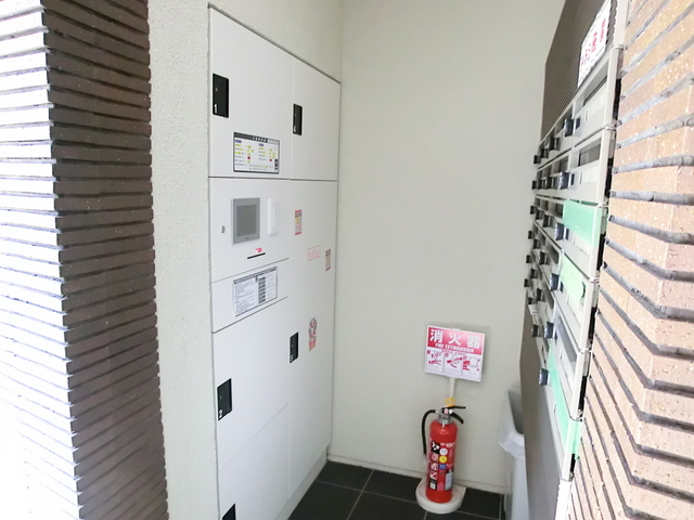 セキュリティ　嬉しい宅配ＢＯＸもあります
