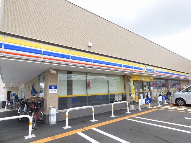 コンビニ　ミニストップ（コンビニ）まで638m