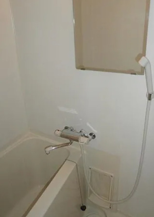 バス・シャワールーム　別部屋の画像を使用しております。