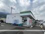 コンビニ　ファミリーマート寒川西店（コンビニ）まで1108m
