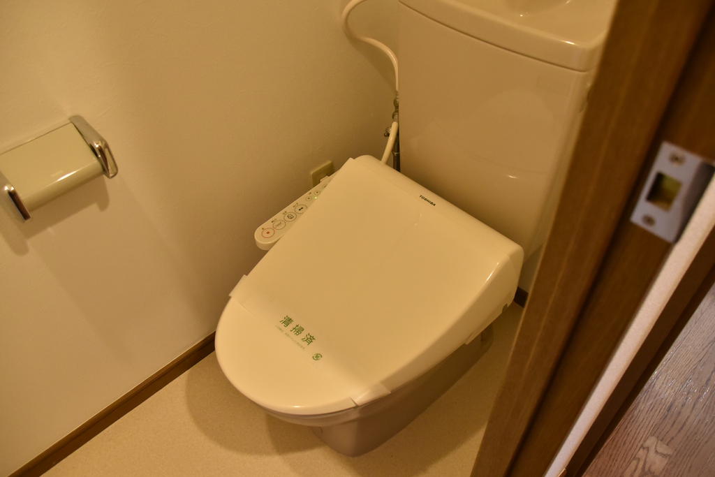 トイレ　トイレ