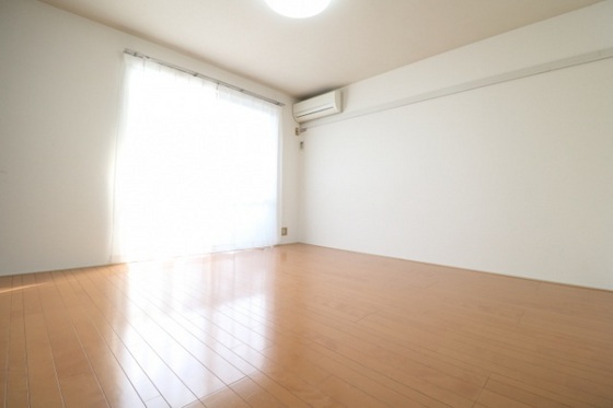 居室・リビング　※別部屋の写真です