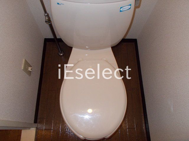 トイレ　清潔感のあるトイレです