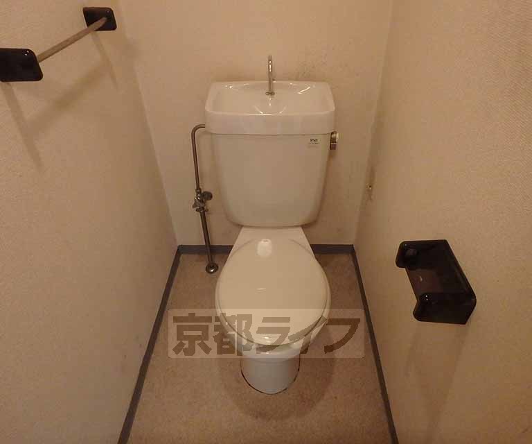 トイレ　お掃除も忘れずに