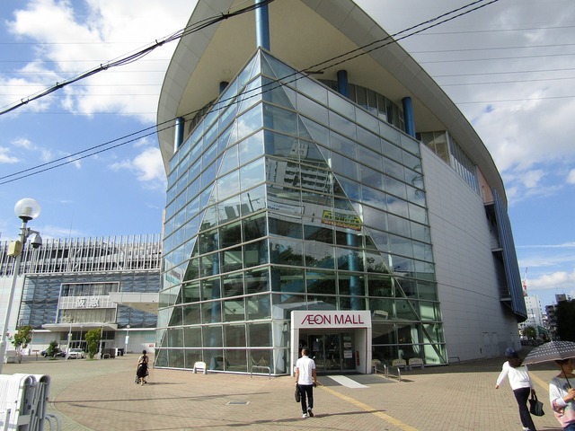ショッピングセンター　イオンモール堺北花田店（ショッピングセンター）まで895m