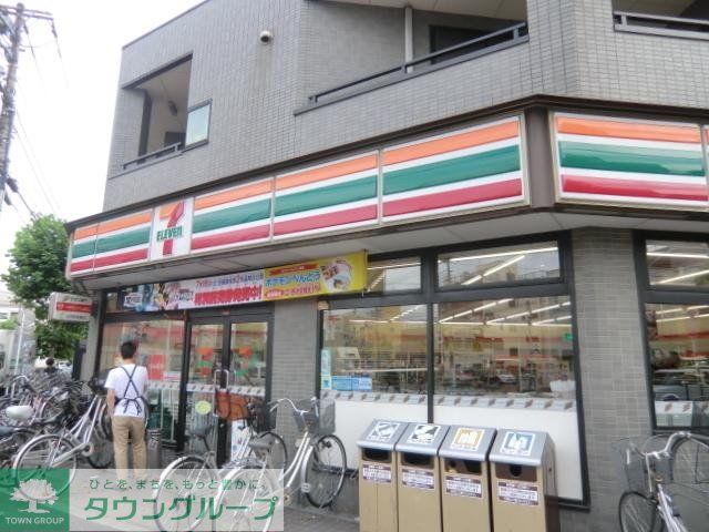 コンビニ　セブンイレブン（コンビニ）まで500m