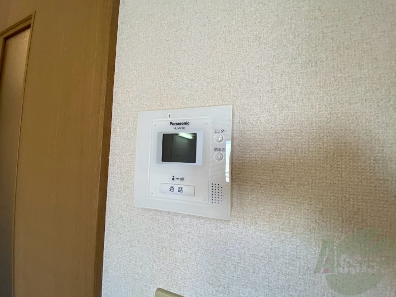 セキュリティ　インターホンは通話ができるので急な訪問があっても安心です。