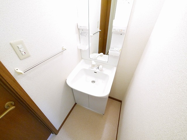洗面設備　広い洗面スペース