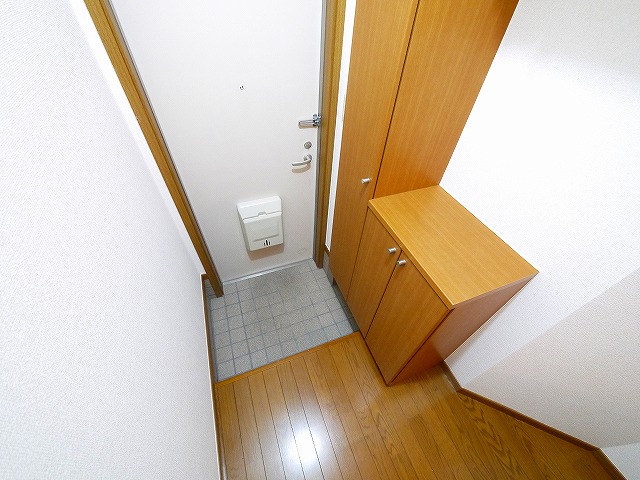 玄関　シンプルで使いやすい玄関です