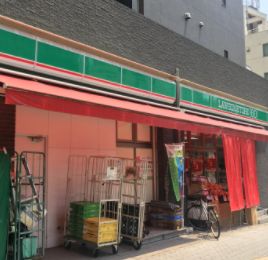 コンビニ　ローソンストア100 LS四天王寺南店（コンビニ）まで176m