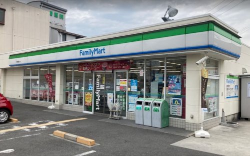 コンビニ　ファミリーマート 堺東浅香山店（コンビニ）まで428m